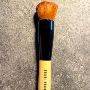 Bobbi Brown FULL COVERAGE FACE BRUSH